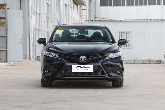 2018 Toyota Camry Used Car with LED Headlights Two-Engine Peak Model and 5 Seats