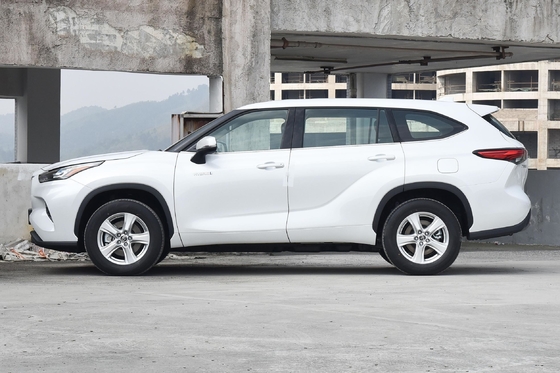 Intelligent 2.5L Toyota Highlander Hybrid with Leather Seats and Electric Parking Brake