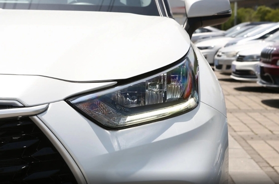 Euro VI 2023 Crown Kluger HEV Twin Engine 2.5L 2WD Elite 7-Seater Hybrid Electric Vehicle Midsize SUV