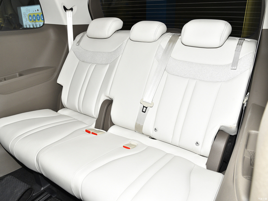 Energy-Saving LED Headlights and Electric Steering System for Maxus Dajia 7 EV MPV