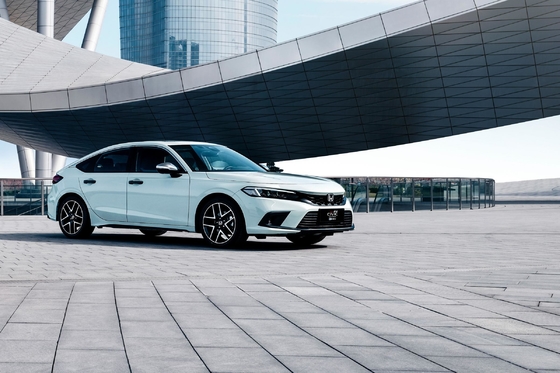 180km/h Max Speed 2023 Honda Civic Le HEV Hybrid Pioneer Edition with Engine Capacity 4L