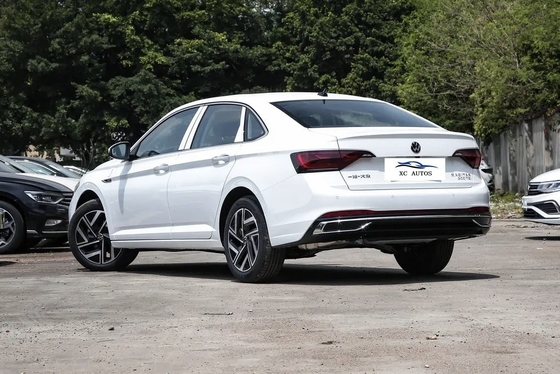 Volkswagen Sagitar Gasoline Car with Conventional Fuel 4-door 5-seater Body Structure
