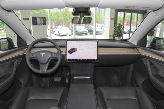 2023 Used Tesla Model Y Model 3 Stock Electric Car with Multi-function Steering Wheel