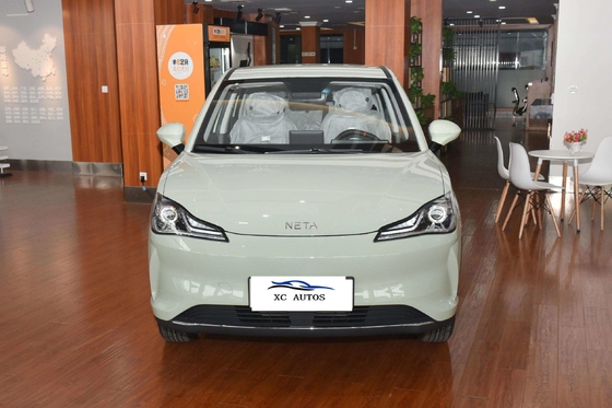 Pure Electric Neta V 5 Seater Car with 400Km Long Endurance and Front 4 Rear 4 Radar