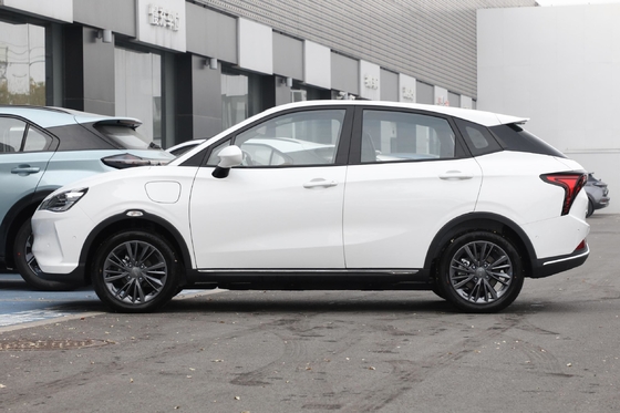 Pure Electric Neta V 5 Seater Car with 400Km Long Endurance and Front 4 Rear 4 Radar