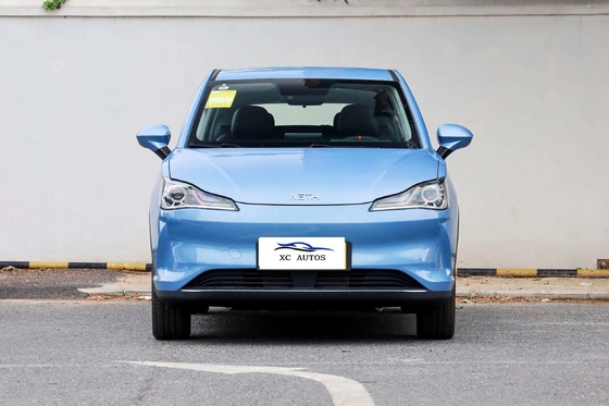 Pure Electric Neta V 5 Seater Car with 400Km Long Endurance and Front 4 Rear 4 Radar