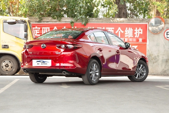 Automatic Gasoline Car Mazda 3 Axela Compact Sedan with Electric Copilot Seat Adjustment