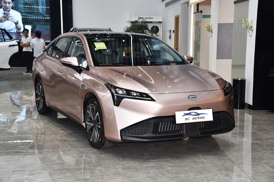 4 Doors 5 Seats AION Used Car Electric Car with Left Steering and Sunroof