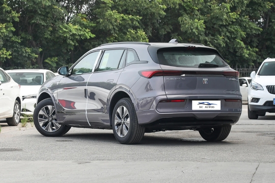 Buick E5 Silver Long Range 620KM SUV High Speed Used Electric Cars with Body Structure