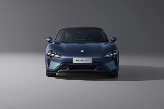 Xiao mi Su7 Chinese Electric Sedan with L*W*H mm 3780x1715x1540 and 4-door 5-seater