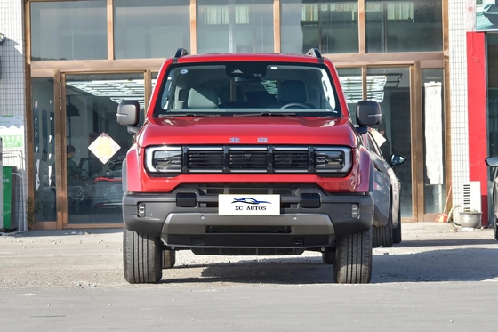 Beijing Bj40 Sunroof Gasoline SUV Car 2.3t Large Vehicle Used Car