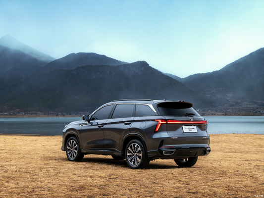 Chang'an Cs75 Plus Petrol Suv Left Hand Drive 150-200Ps Maximum Power Leather Seats