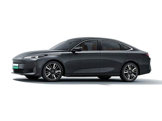 Changan Qiyuan A05 EV Sedan Hybrid Car Great Value and 5-door 5-seater Body Structure