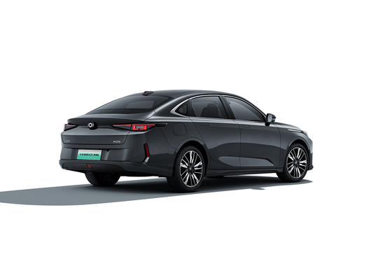 Changan Qiyuan A05 EV Sedan Hybrid Car Great Value and 5-door 5-seater Body Structure