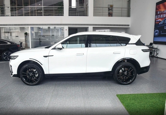 4905x1950x1645 Voyah REEV 2024 Euro VI Midsize SUV with Extended Range Intelligent Drive