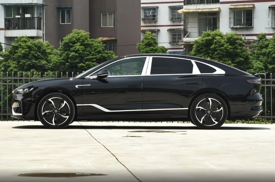 Touch Screen and Front 4 Rear 2 Radar Voyah Zhuiguang Electric Car 2023ver. 580km Standard Range Midsize SUV