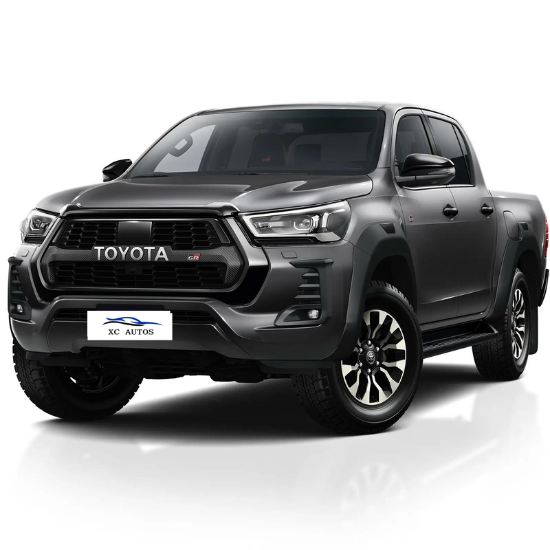 4X4 Pickup Truck Used Toyota Hilux with Multi-link Rear Suspension and LED Headlights