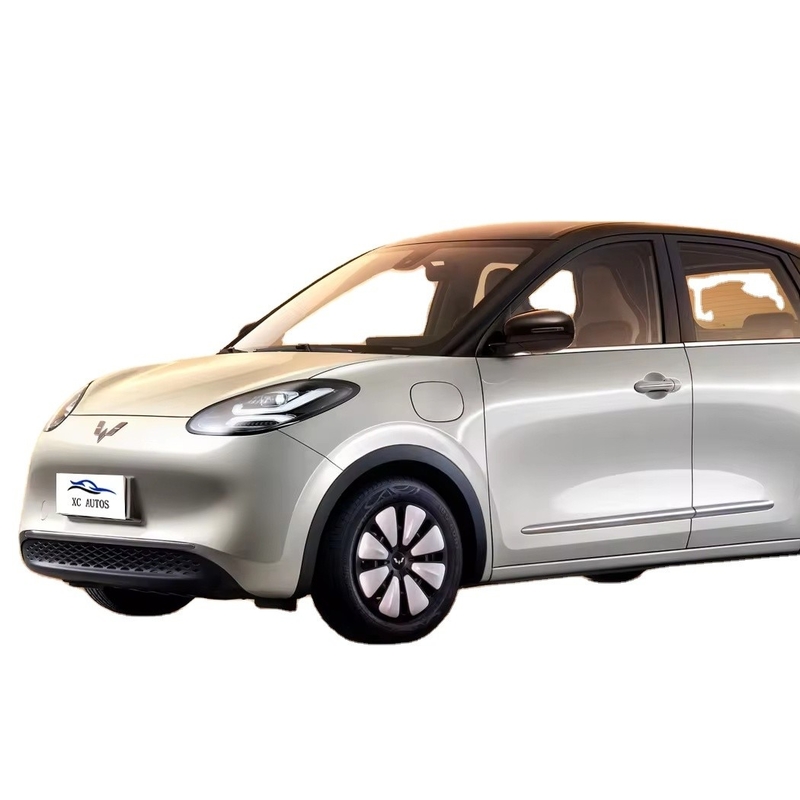 Wuling Bingo EV Car Hatchback with Electric Driver's Seat Adjustment R15 Tire Size