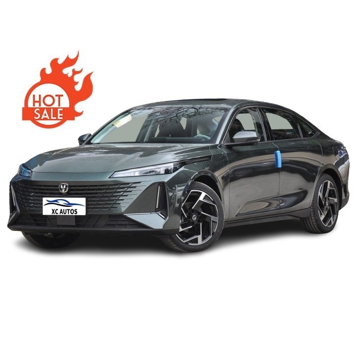 Changan Yida Sports Car 2023 AWD Gasoline Used Car with Multi-function Steering Wheel